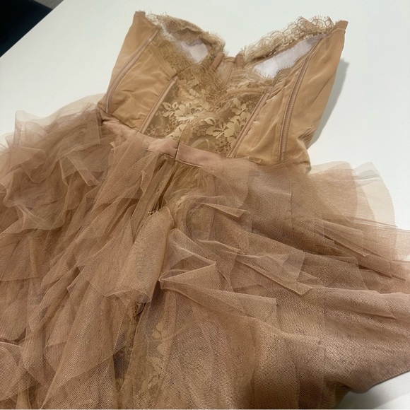 For Love and Lemons Elegant Warm Taupe Tulle Strapless Bustier Dress Gown - Picture 11 of 12